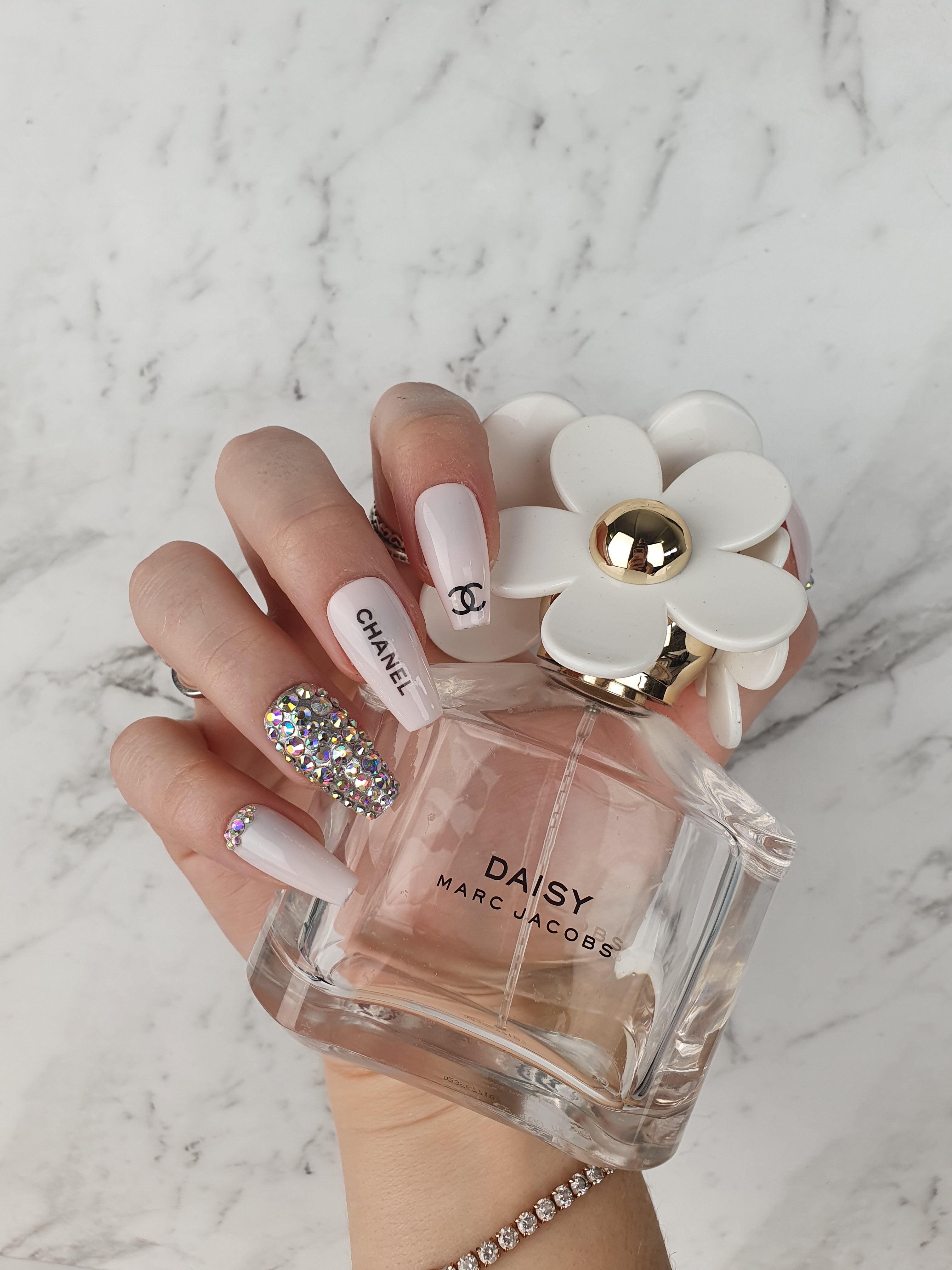 Classy & Fabulous