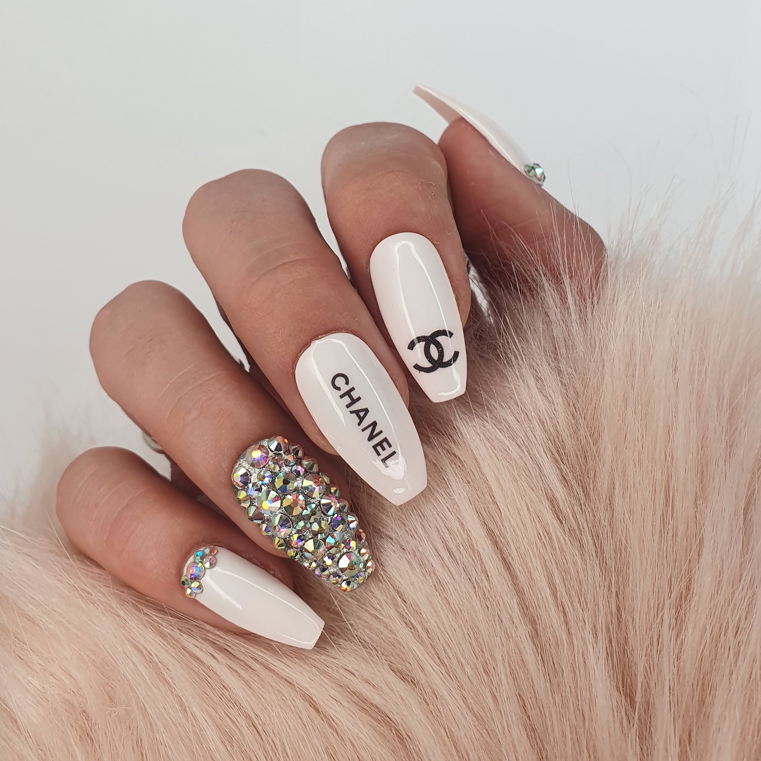 Classy & Fabulous